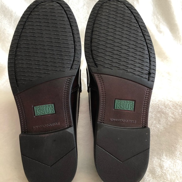 School issue shoes - Picture 12 of 14